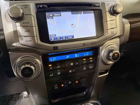 Used 2016 Toyota 4Runner Limited AWD/4WD image 19