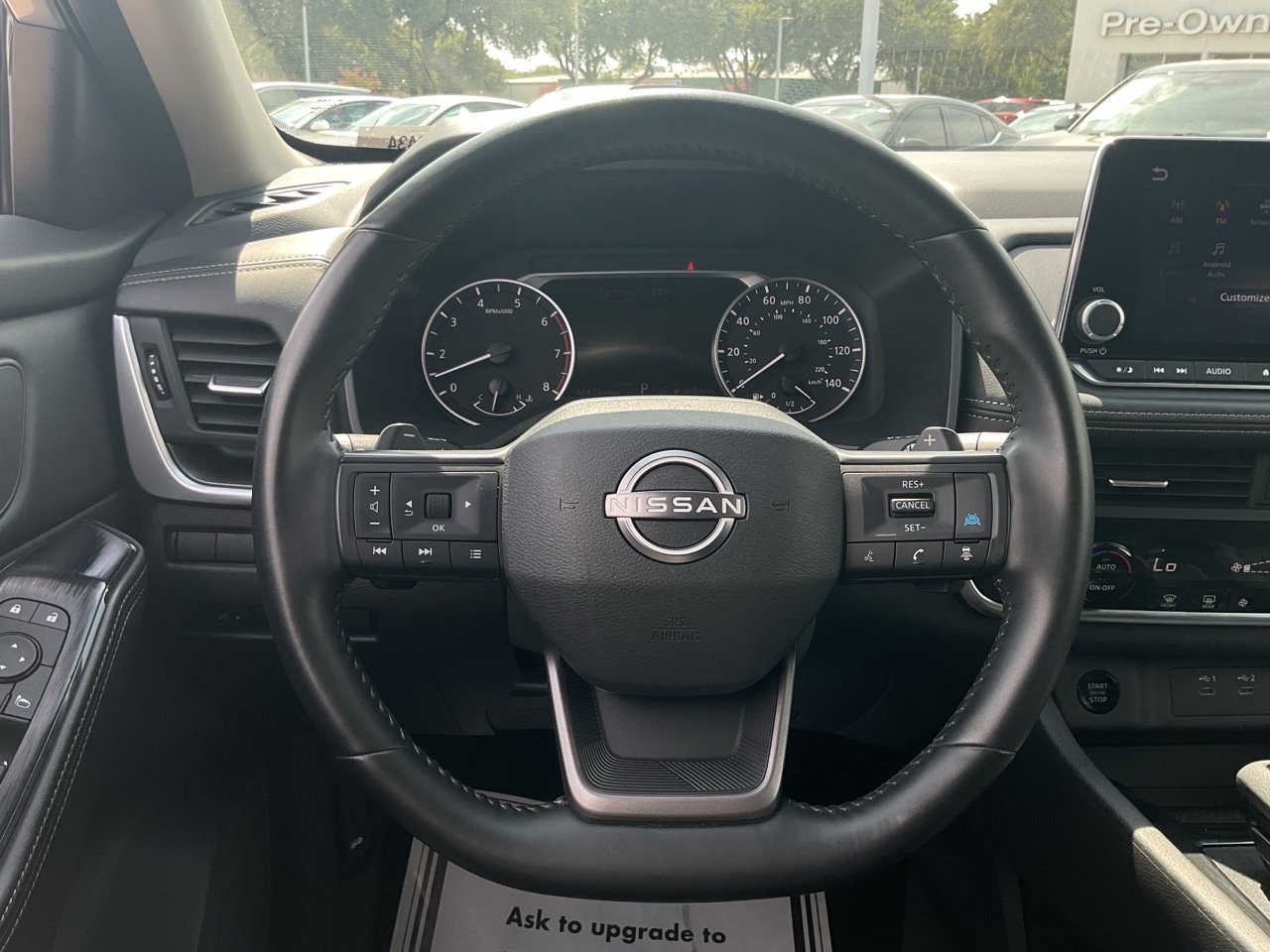 Used 2025 Nissan Rogue SV FWD image 33