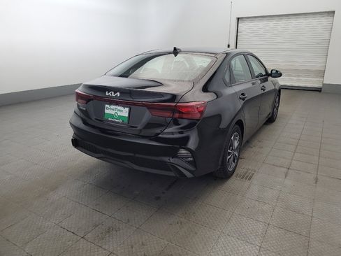 Used 2022 Kia Forte LXS FWD image 7