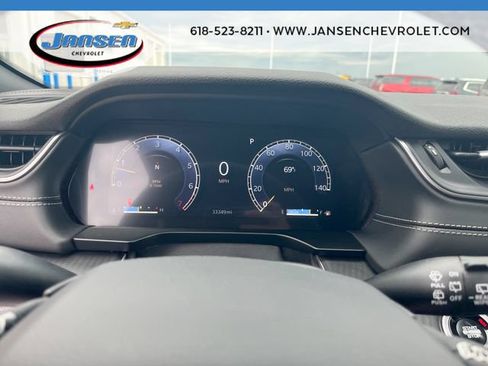 Used 2025 Jeep Grand Cherokee Altitude AWD/4WD image 11