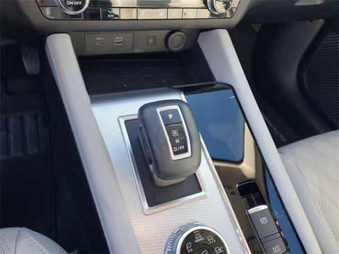 Used 2022 Mitsubishi Outlander SEL image 25