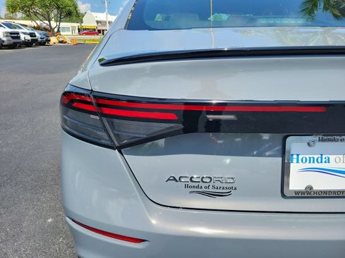 Used 2024 Honda Accord Sport image 12
