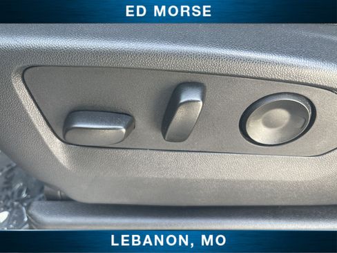 Certified 2025 Chevrolet Suburban Z71 AWD/4WD image 32
