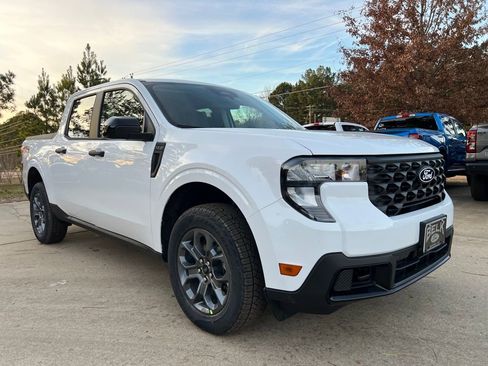 New 2026 Ford Maverick XLT w/ XLT Luxury Package image 1