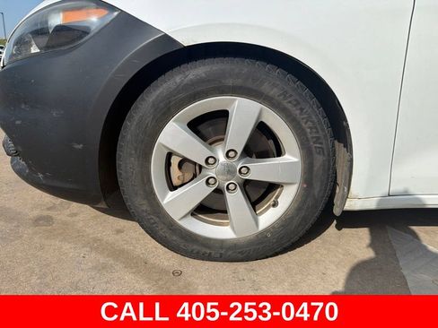 Used 2015 Dodge Dart SXT FWD image 9
