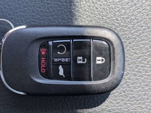Used 2024 Honda Pilot EX-L image 33