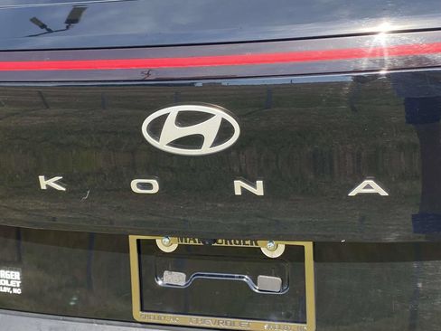 Used 2025 Hyundai Kona SEL AWD/4WD image 11