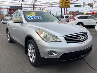 Used 2010 INFINITI EX35 Journey video 1