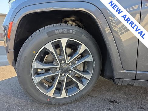 Used 2021 Jeep Grand Cherokee L Overland w/ Luxury Tech Group IV image 44