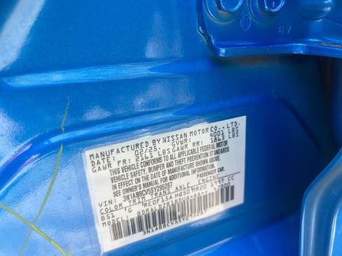 Used 2025 Nissan Sentra SV image 23