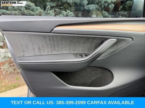 Used 2024 Tesla Model Y Performance AWD/4WD image 14