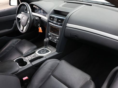 Used 2009 Pontiac G8 GT w/ Premium Package RWD image 18