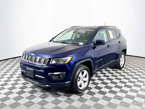 Used 2018 Jeep Compass Latitude w/ Popular Equipment Group image 1