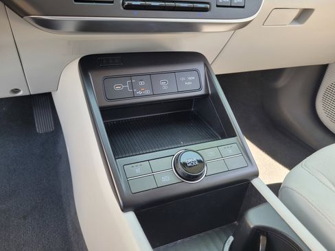 Used 2024 Hyundai Kona SEL FWD image 21