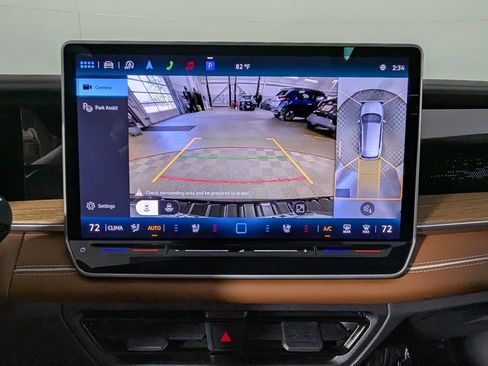 Used 2026 Volkswagen Tiguan SEL R-Line AWD/4WD image 26