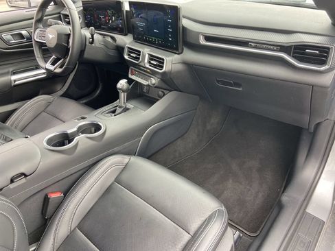 Used 2026 Ford Mustang Premium RWD image 22
