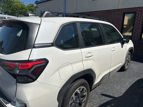 Used 2026 Subaru Forester w/ Base/Premium Plus Package AWD/4WD image 3