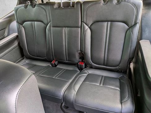 Used 2022 Jeep Wagoneer Series II w/ Premium Group I image 21