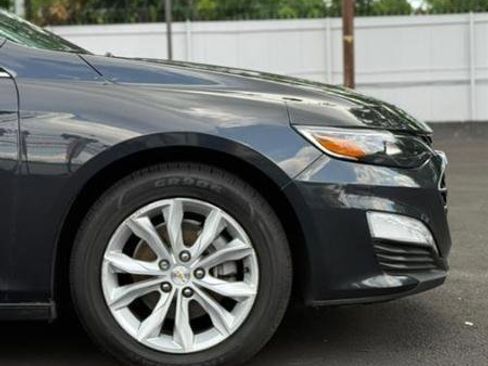 Used 2023 Chevrolet Malibu LT w/ Driver Confidence Package image 5