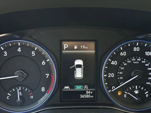 Used 2023 Hyundai Kona SE w/ Cargo Package image 11