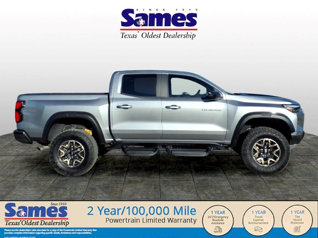 Used 2024 Chevrolet Colorado ZR2 w/ ZR2 Convenience Package III AWD/4WD image 2