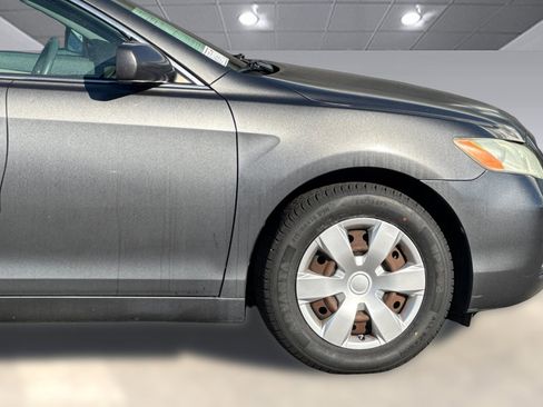 Used 2009 Toyota Camry LE image 33