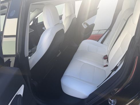 Used 2021 Tesla Model 3 Standard Range Plus RWD image 15