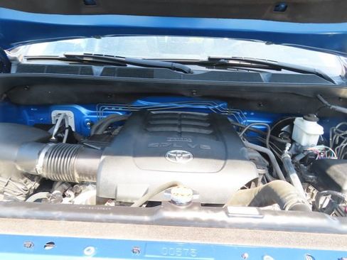Used 2016 Toyota Tundra Limited w/ Limited Premium Package AWD/4WD image 37