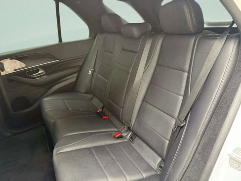 Used 2020 Mercedes-Benz GLE 350 w/ Premium Package image 16