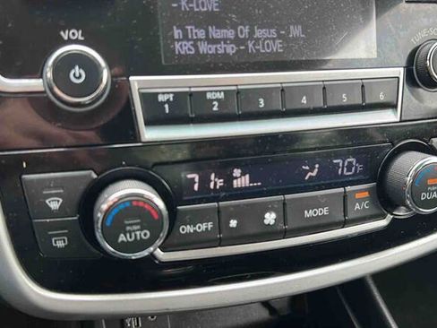 Used 2018 Nissan Altima 2.5 SV FWD image 18