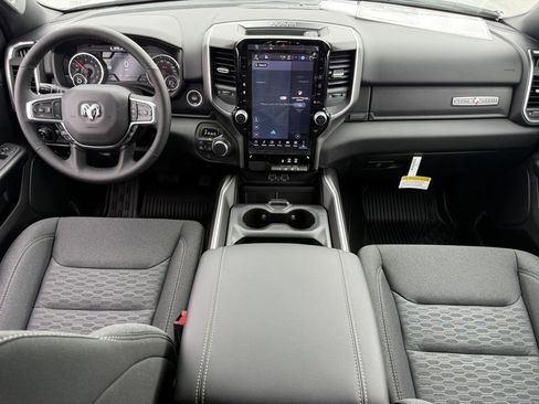 New 2026 RAM 1500 4x4 Crew Cab image 14