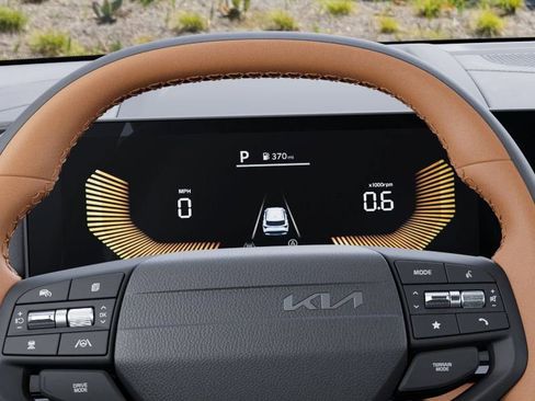 New 2026 Kia Sportage X-Line w/ X-Line Premium Package AWD/4WD image 21