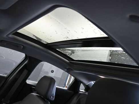 Used 2024 Chevrolet Malibu LT image 21