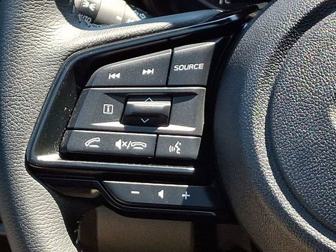 Used 2025 Subaru Forester Premium AWD/4WD image 22