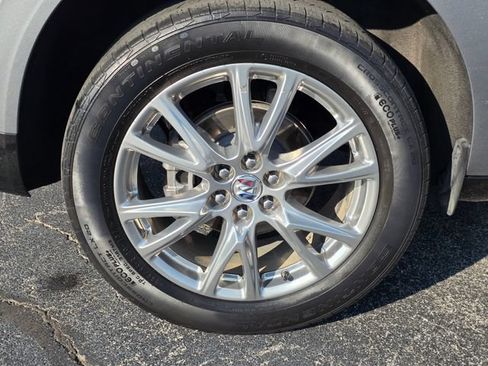 Used 2023 Buick Enclave Essence w/ Experience Buick Package FWD image 14
