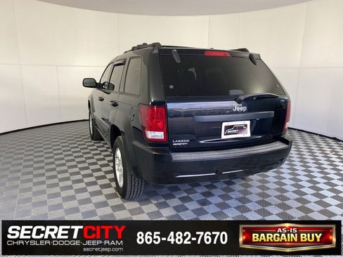 Used 2007 Jeep Grand Cherokee Laredo w/ Cargo Convenience Group image 5