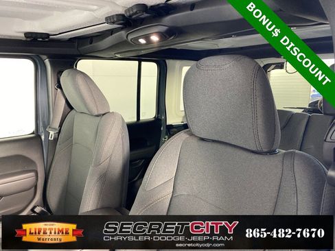 New 2026 Jeep Wrangler Unlimited Sport image 10