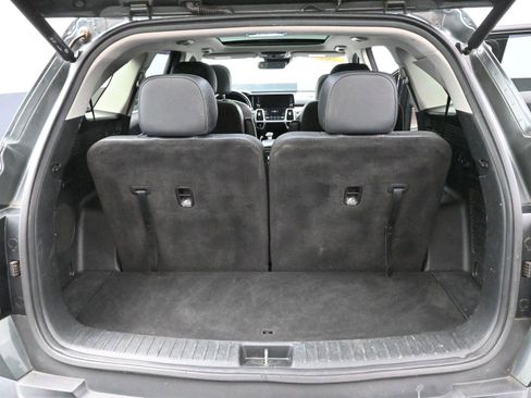Used 2021 Kia Sorento SX Prestige image 9
