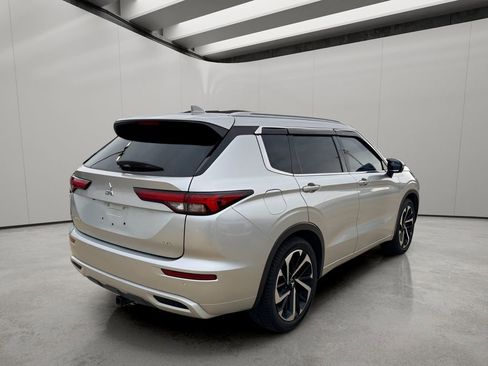 Used 2022 Mitsubishi Outlander SEL FWD image 5