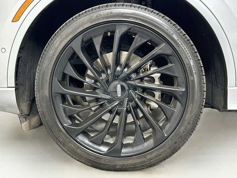 Used 2023 Lincoln Aviator Black Label AWD/4WD image 32