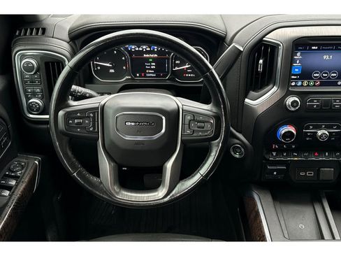 Used 2021 GMC Sierra 3500 Denali w/ Denali Ultimate Package image 16