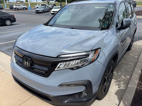 Used 2022 Honda Pilot Black Edition image 1