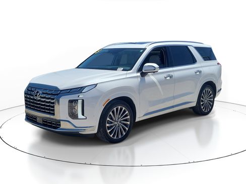 Used 2025 Hyundai Palisade Calligraphy AWD/4WD image 3