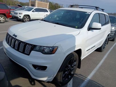 Used 2018 Jeep Grand Cherokee Altitude