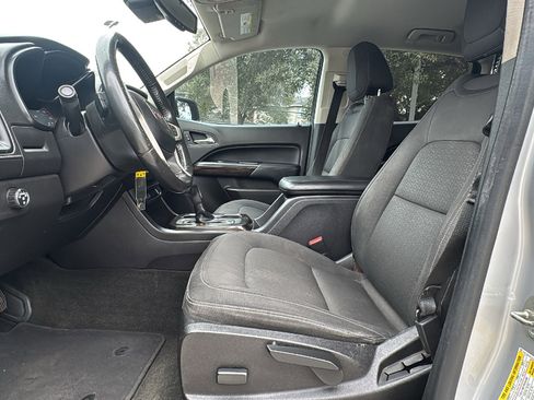 Used 2016 GMC Canyon SLE w/ SLE Convenience Package image 9