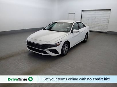Used 2025 Hyundai Elantra SE w/ Cargo Package