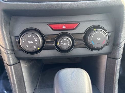 Used 2018 Subaru Impreza 2.0i Premium image 24