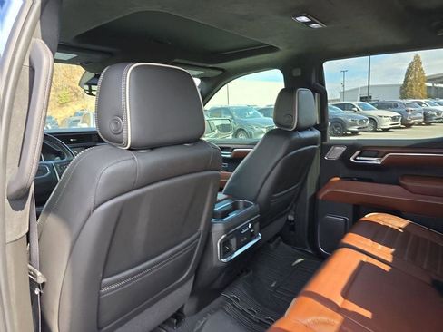 Used 2024 GMC Sierra 1500 Denali Ultimate image 17