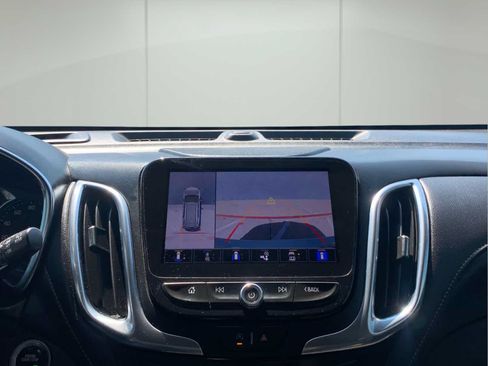 Used 2022 Chevrolet Equinox Premier FWD image 30