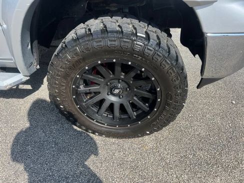 Used 2011 RAM 1500 Big Horn AWD/4WD image 2